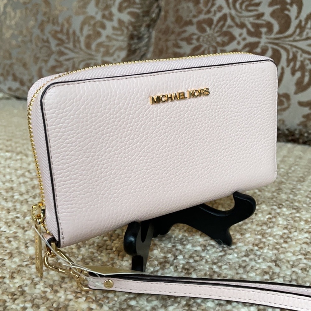 Michael Kors Jet Set Travel LG Flat MF Phone Case - Picture 12 of 16